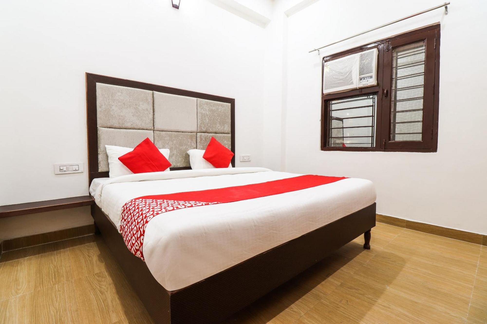 Hotel O Taj Royal Tajganj Ngoại thất bức ảnh